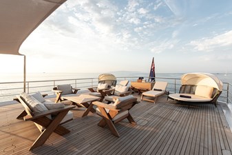 KORU 39 Upper Deck Lounge