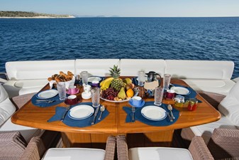 FERRETTI 881 9 