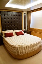 Azimut 105 12 