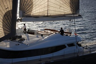 102' 2007 Blubay 102 6 Flybridge