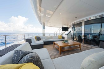 SUPERYACHT W 53 Bridge Deck Seating