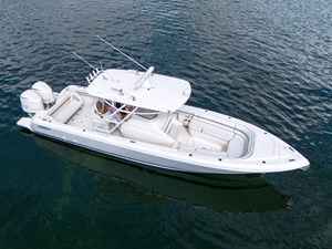 Intrepid 327 Center Console 16 32' Intrepid _ Drone-21