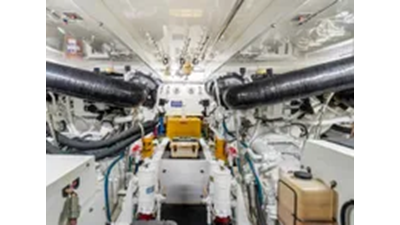 2007 Hatteras 64 Motor Yacht  54 