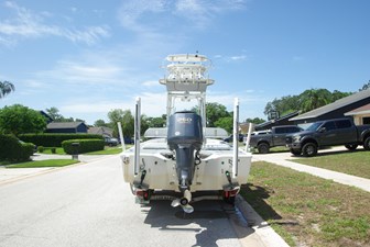2010 Cape Horn Center Console 3 