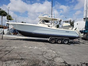 Pursuit 3070 Center Console 6 9306977_20240321075355504_1_LARGE