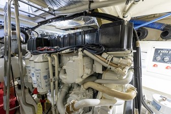 WONDERFUL WORLD 50 Engine room