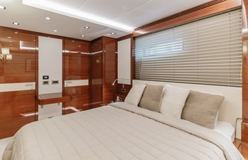 BERING 92 PAPILLON 35 Guest staterooms_5