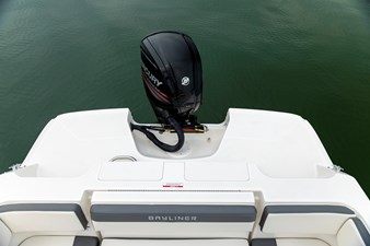 Bayliner VR4  13 