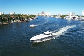 - 1 2_1998 63ft Baia Sports Cruiser