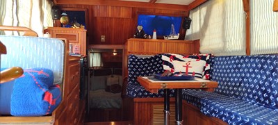 1987 Marine Trader  23 