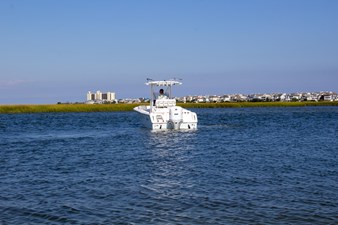 2016 Sea Hunt 234 Ultra 24 