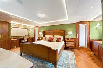 121 ft Explorer 37 15 