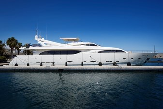 CAMARIK 0 ferretti112-001