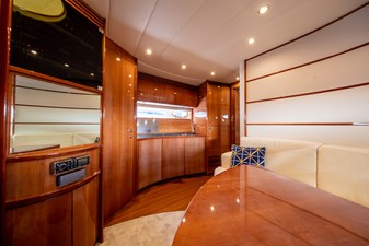 - 26 27_2004 50ft Pershing Express