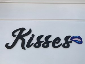 Kisses 19 92-2009-Amer-Gruppo-Permare-52
