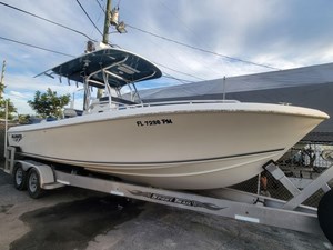 2013 Bluewater Sportfishing 2550 0 