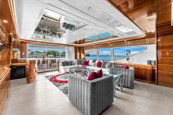 Ferretti Yachts Custom Line 94 20 