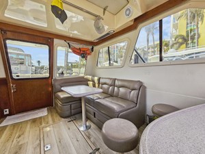 - 16 17_ 2001 38ft Mediterranean Convertible FRIDAYS 4 REEL 