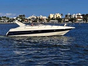 - 3 4_2003 39ft Cranchi Endurance 39