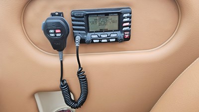 2013 Chris-Craft Launch 32 19 