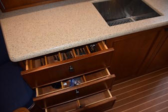 43' Jim Smith  29 Galley drawers  