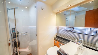 C'EST LA VIE 23 Bow VIP Head