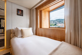 LOON 35 Loon 221' -  Skylounge Deck Child or Nanny Stateroom
