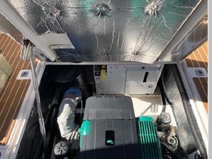 My Thai 21 Engine room