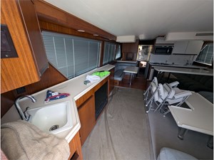 58 HATTERAS 1990 SPORTFISH 33 