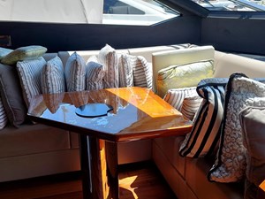 Sunseeker 86 Yacht 13 Helm table and sofa