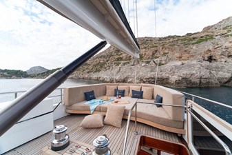 35 M DELUXE MOTORSAILOR 8 8