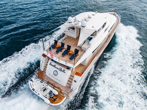 SOUTHERN BELLE 100 Stern Quarter