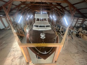 1984 Larson Boathouse 16 