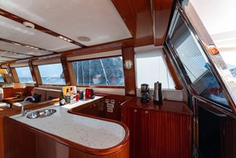 35 M DELUXE MOTORSAILOR 13 10