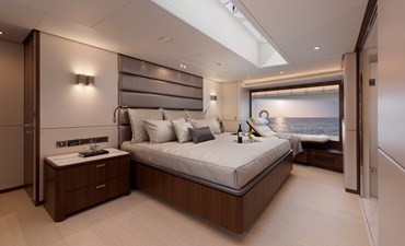 GENESIS 9 Master Stateroom 1