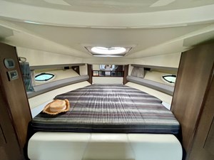 - 31 32_2016 33 Monterey 335 Sport Yacht