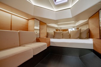 TENDER OWL 13 Double Berth Tapers into Forepeak