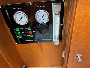 WEATHERLY 44 Watermaker control