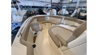2025 Scout 240 XSF 16 