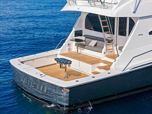 TEAM MAYHEM 86 2018 Viking 80 Skybridge 'Team Mayhem'