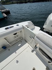 Unnamed 28 2015 Boston Whaler 350 Outrage