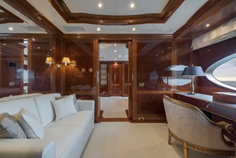 RHINO 17 18. Rhino interior