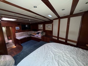 42 M Motorsailor  26 