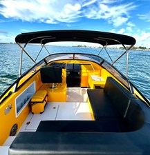 - 4 5_2023 35ft VanDutch Sport V35