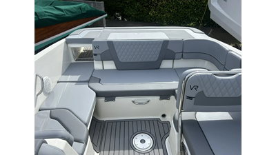 BAYLINER VR6 OB 12 