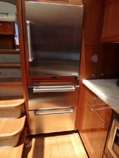 Z 47 50_2007 62ft Sunseeker Predator Z