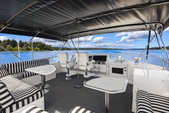QUE SA-RAH SA-RAH 52 Flybridge