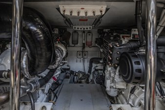 2007 Azimut Flybridge Evolution 70 