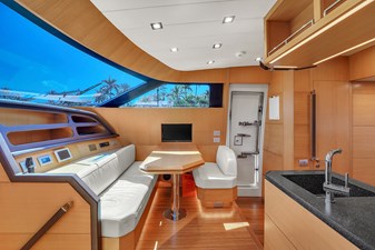 Maiora Custom 73 88' Maiora-40