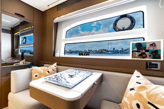 2019 Prestige 590S 76 